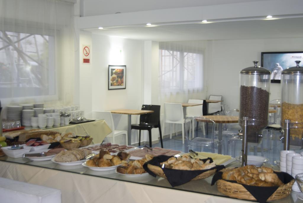 Hotel Florinda 3* Sup Punta del Este Bagian luar foto